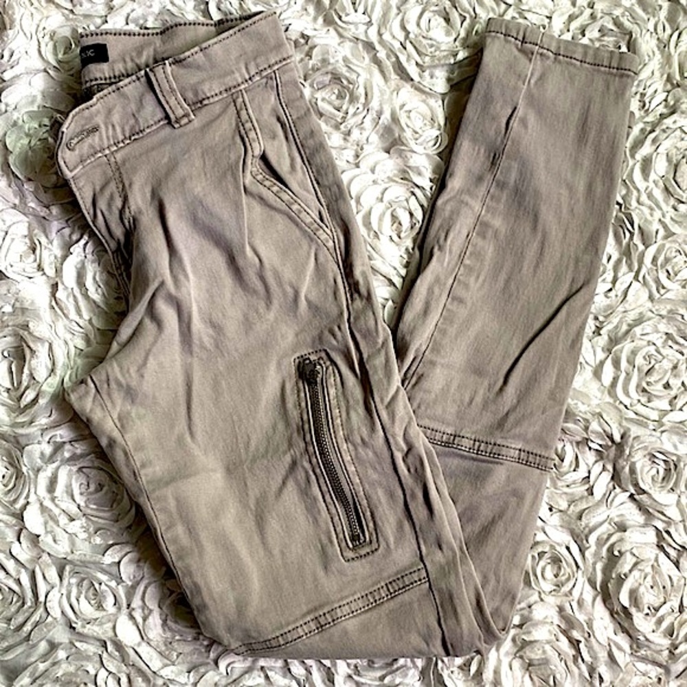 Banana Republic size 00P tan skinny jeans